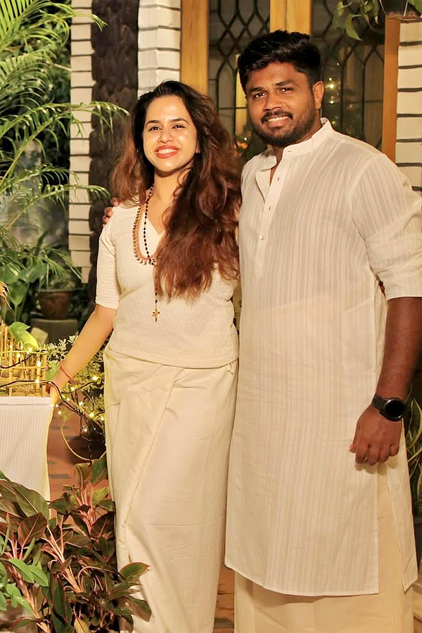 Sanju_20Samson_20wishes_20wife_20on_207th_20anniversary_20Special_20Photos_20_2819_29.jpg 20