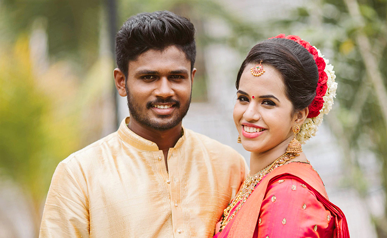Sanju_20Samson_20wishes_20wife_20on_207th_20anniversary_20Special_20Photos_20_282_29.jpg 3