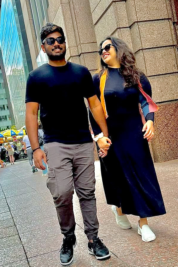 Sanju_20Samson_20wishes_20wife_20on_207th_20anniversary_20Special_20Photos_20_288_29.jpg 9