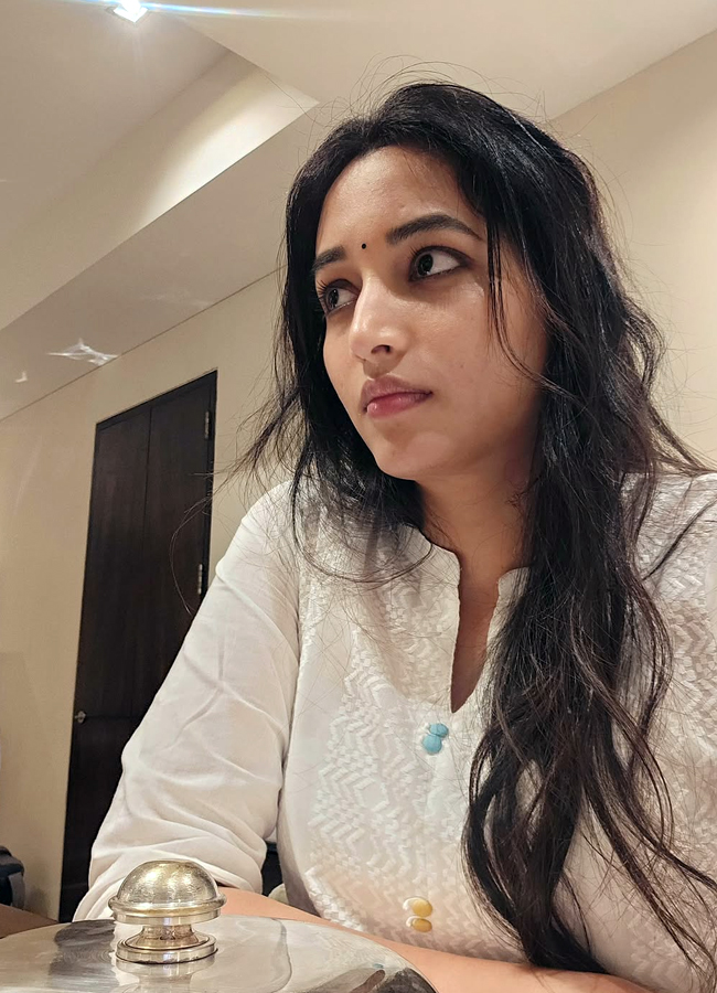 Srinidhi_20shetty1.jpg 2