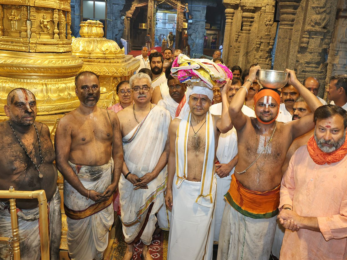 Tirumala4.jpg 5