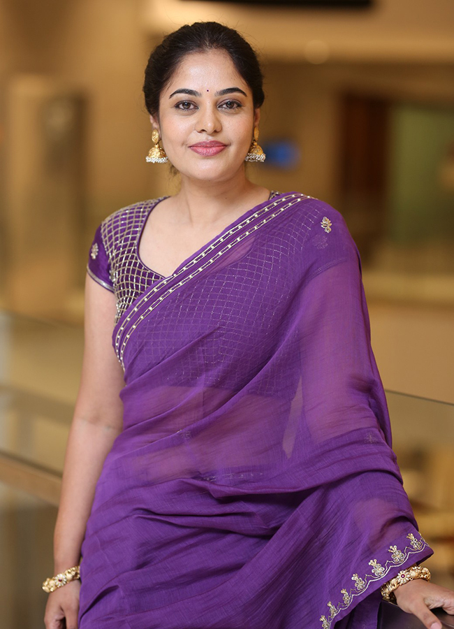 Dhandoraa_20Movie_20_20Tollywood_20Actress_20Bindhu_20Madhavi_20HD_20Photos__20_2811_29.jpg 11