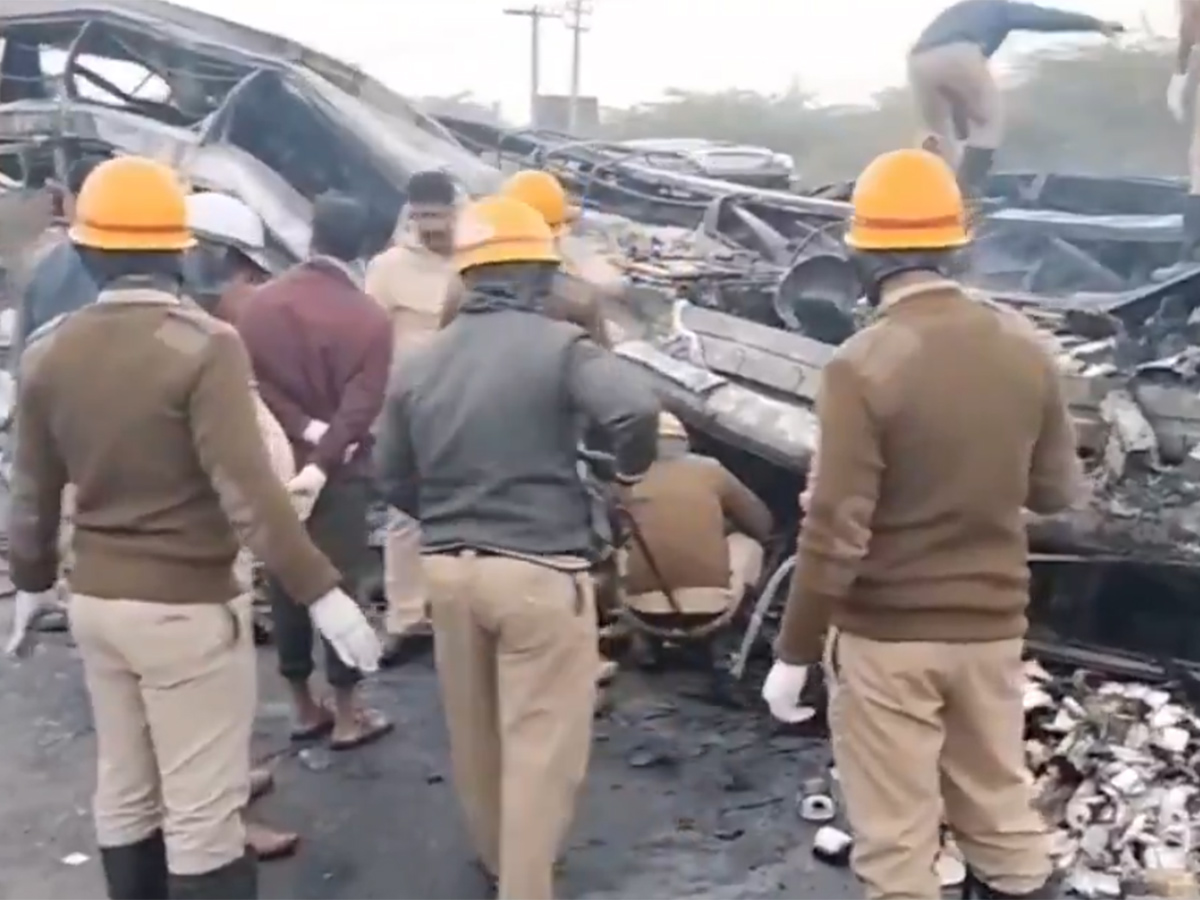 Bus_20Accident_20At_20Chitradurga_202025_20Photos__20_288_29.jpg 8