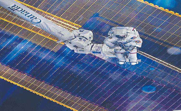 SUNITA-WILLIAMS---SPACE-WAL.jpg