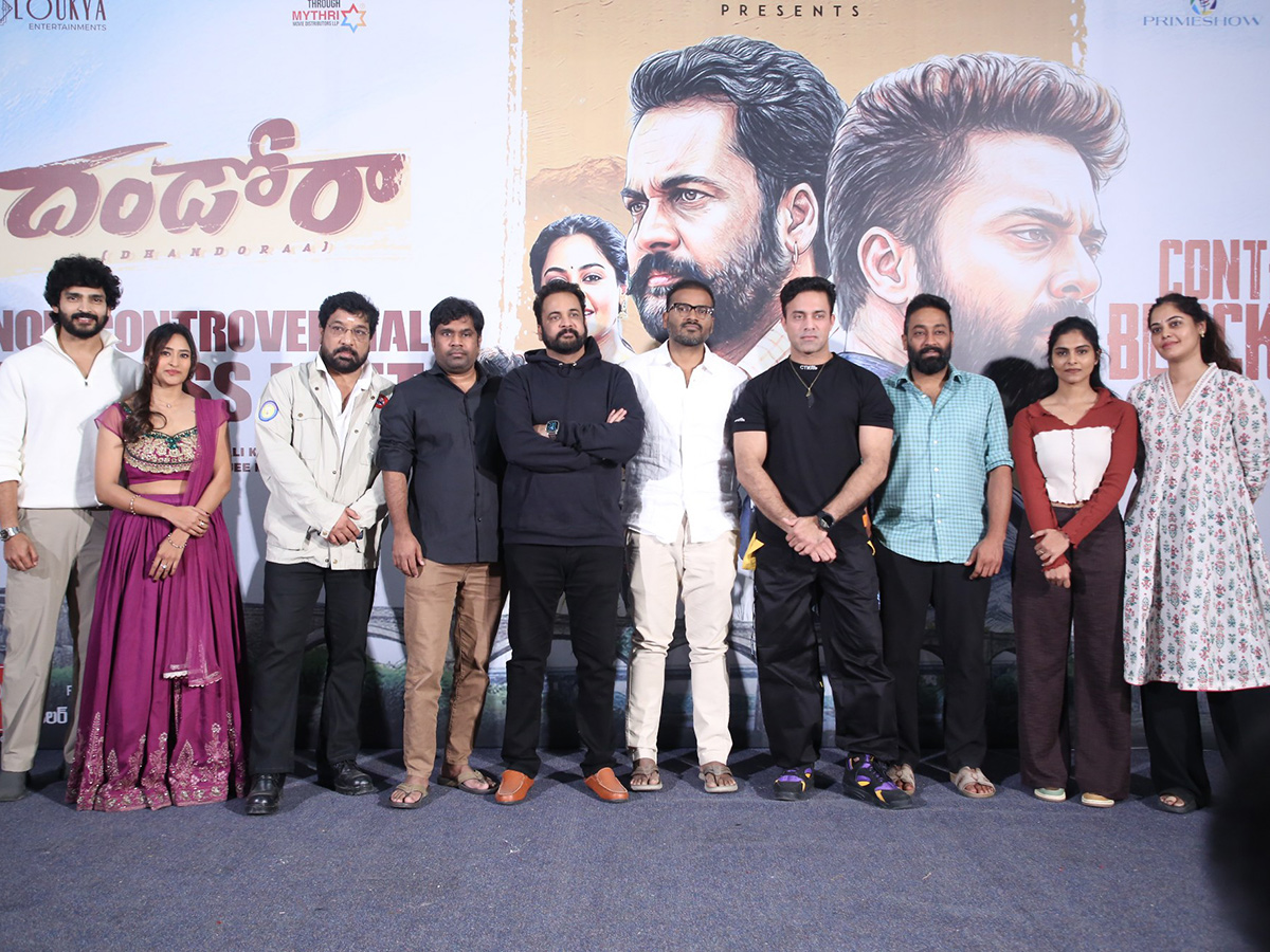 Actor_20Shivaji_20_20Dhandoraa_20Movie_20Success_20Meet_20Photo_20Gallery__20_284_29.jpg 4