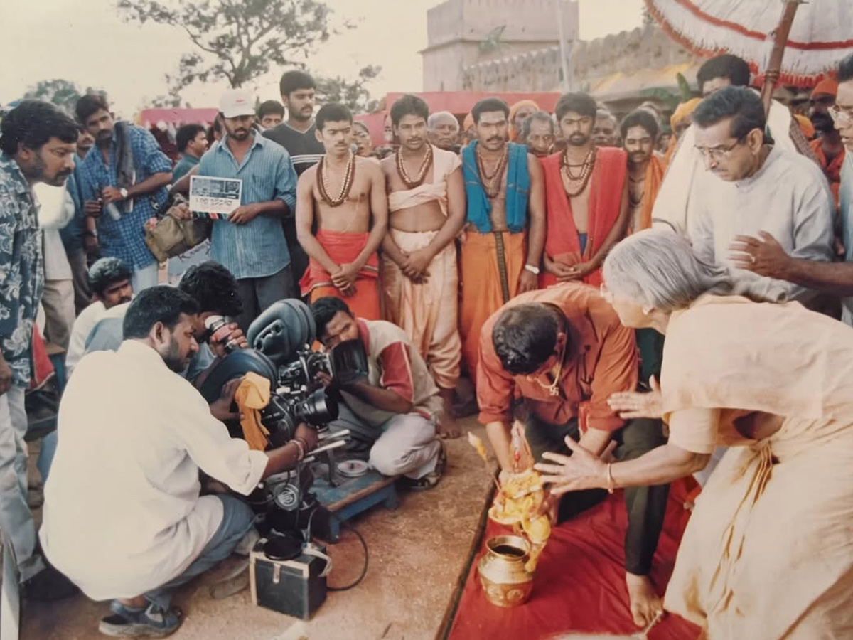 Mahesh_20Babu_20Murari_20climax_20scenes_20Making_20Stills_20Photos_20_284_29.jpg 2