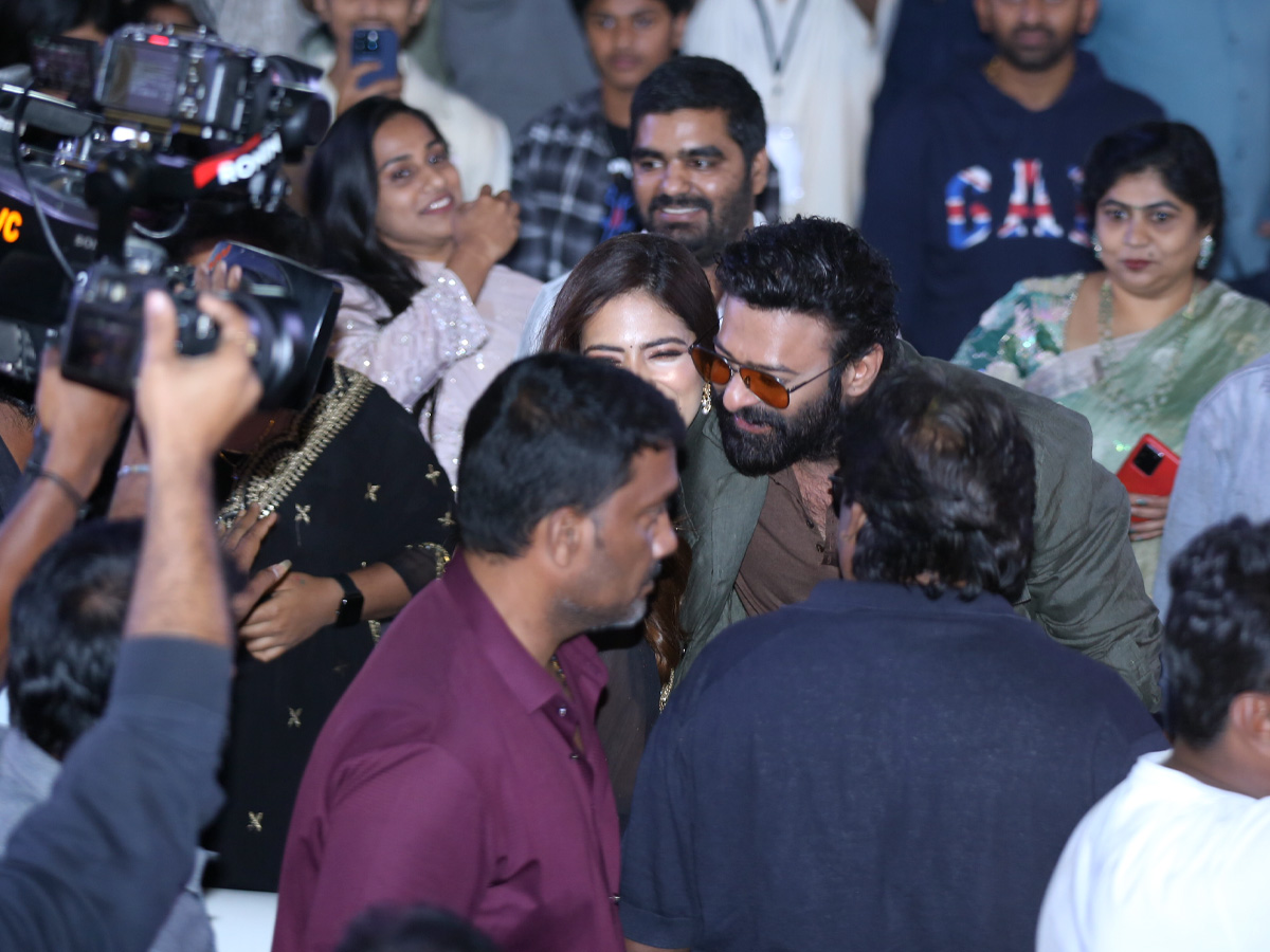 Rajasaab_20pre_20release_20event_20photos3.jpg 4
