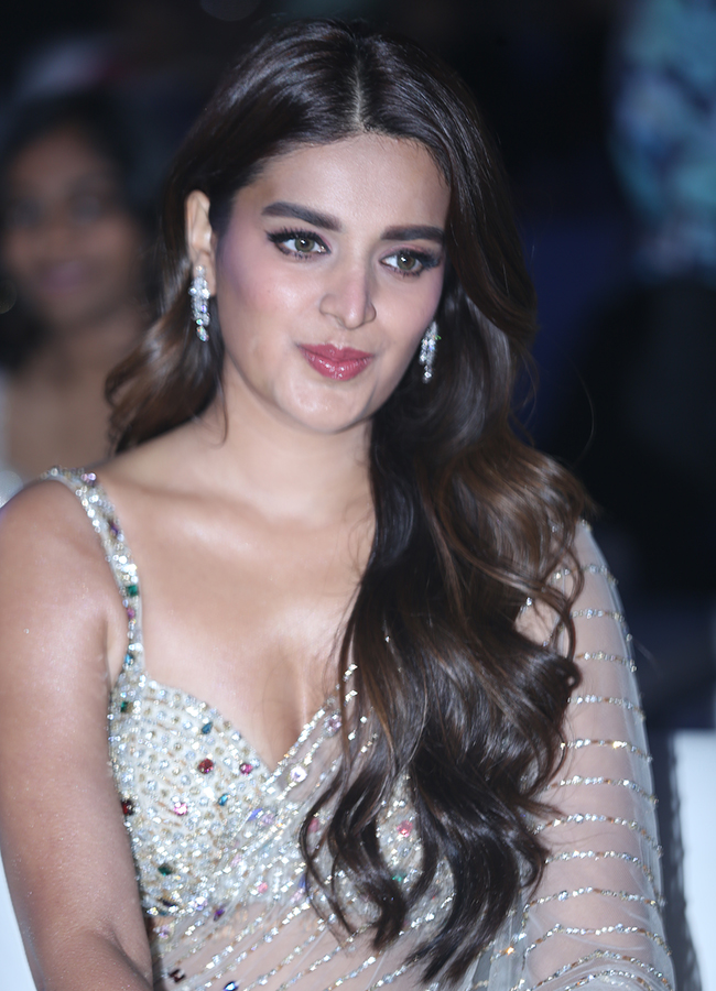 The_20Raja_20Saab_20_20Tollywood_20Actress_20Nidhhi_20Agerwal_20HD_20Photos__20_2815_29.jpg 15
