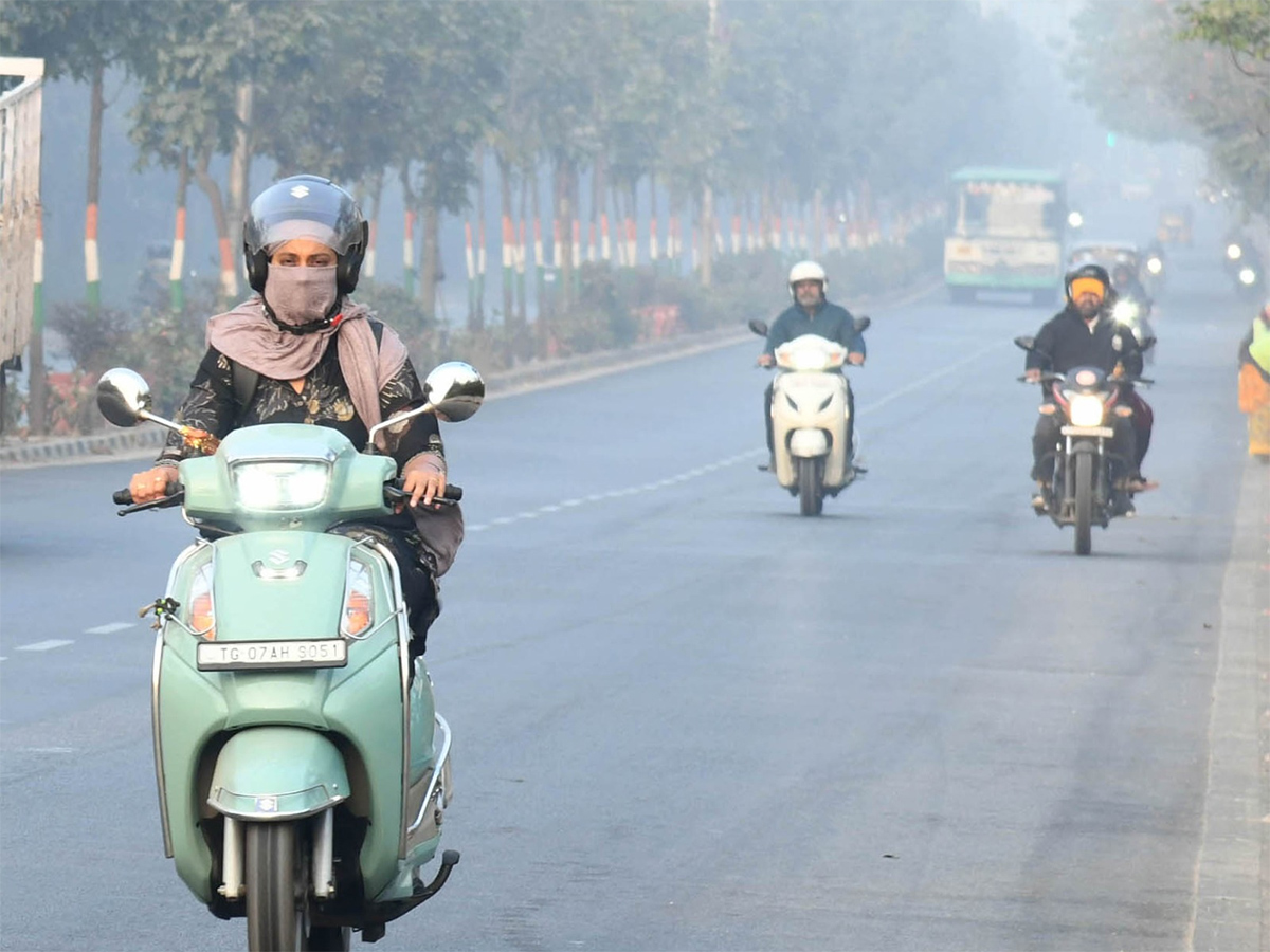 Cold_20Wave_20_20Dense_20Fog_20Envelops_20Hyderabad_20Photos__20_2813_29.jpg 13