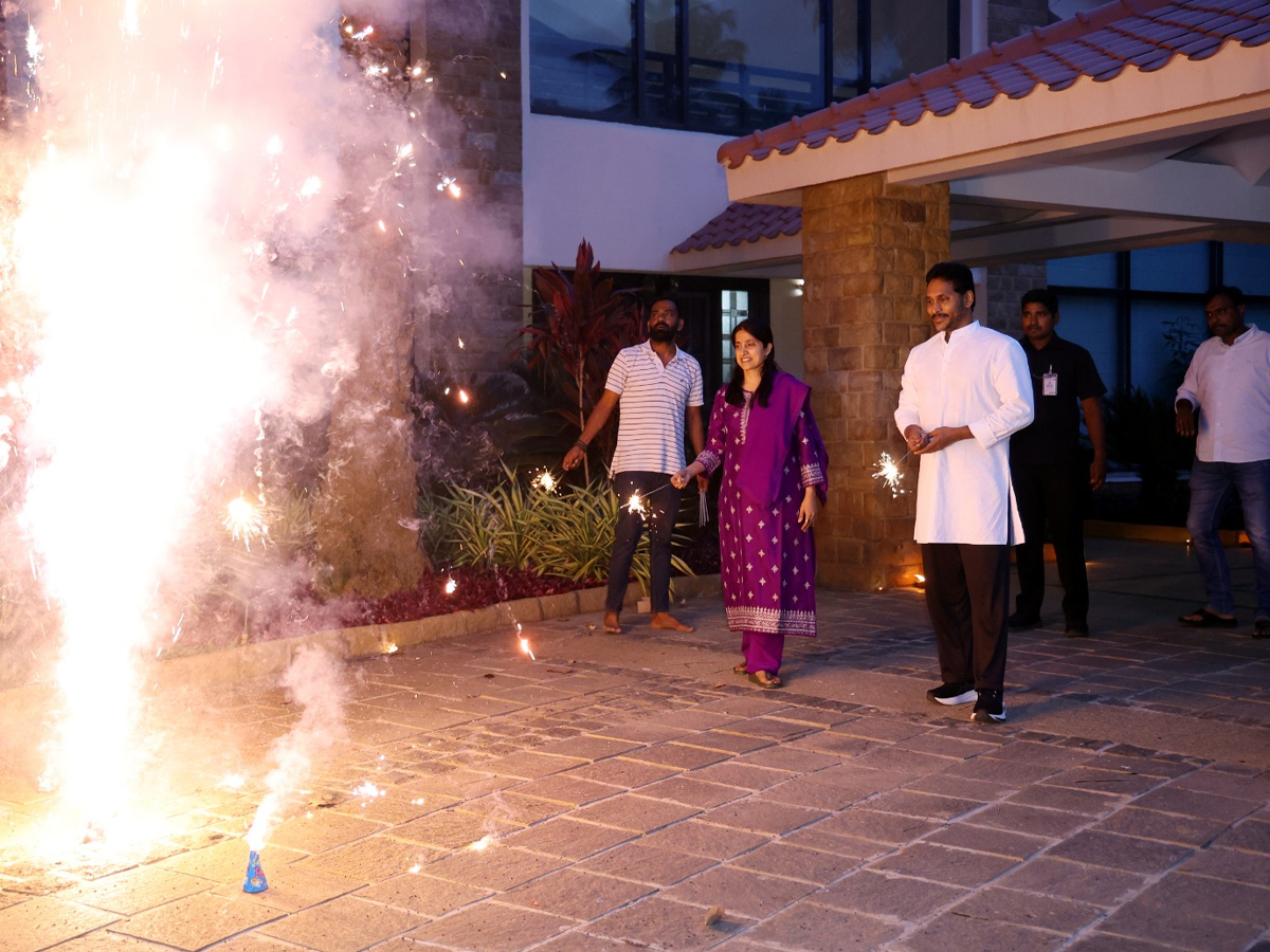 YS_20Jagan_20Mohan_20Reddy_20Best_20Photos_20in_202025__20_2815_29.jpg 15