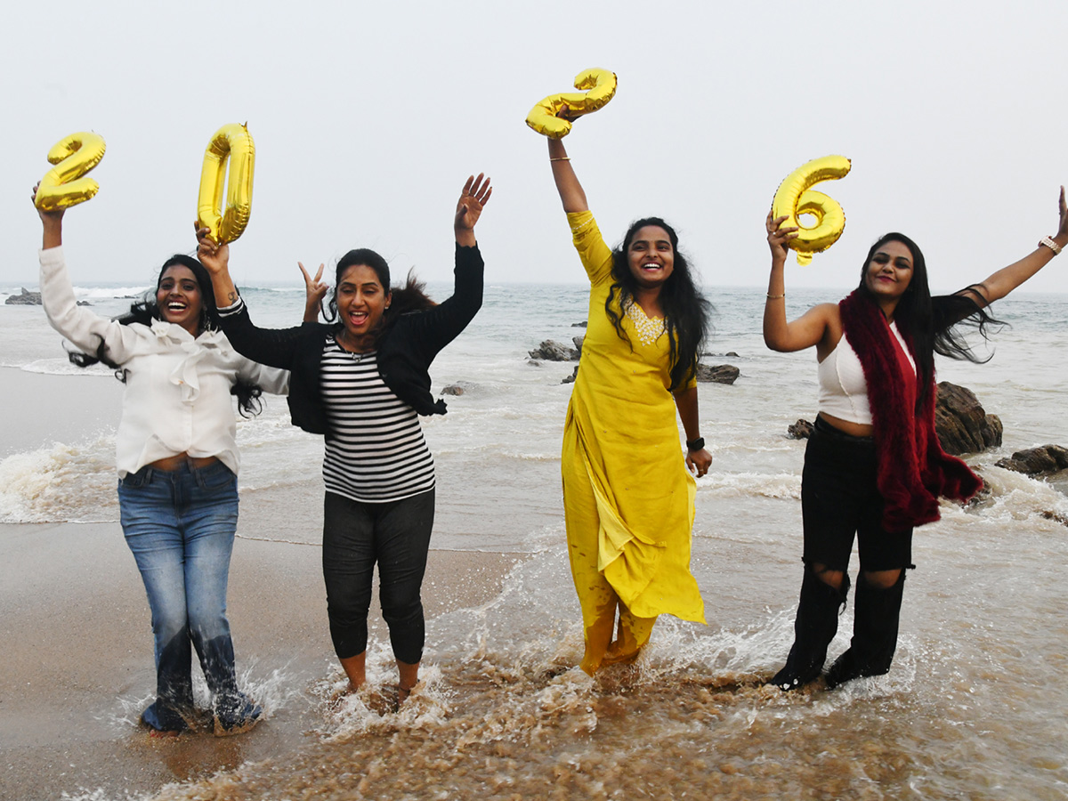 New_20Year_202026_20Celebrations_20in_20Telugu_20States__20_283_29_0.jpg 3
