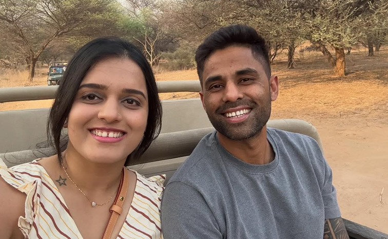 India_20T20_20captain_20Suryakumar_20wife_20shares_20sweet_20moments_20from_20the_20year_202025_20Photos_20_286_29.jpg 7