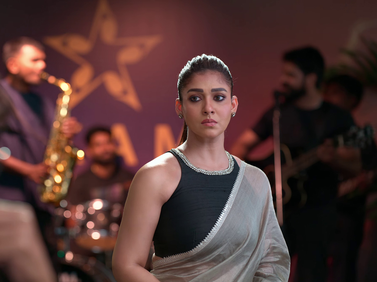 Mana_20Shankara_20Vara_20Prasad_20Garu_20Official_20Trailer_20HD_20Photos__20_2813_29.jpg 13