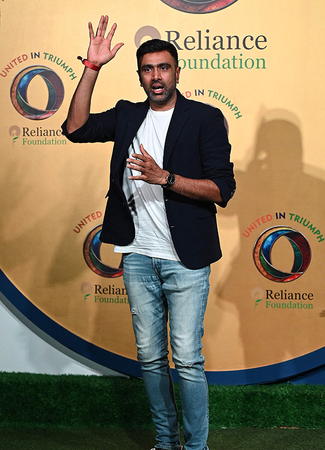 Reliance_20Foundation_20to_20honour_20the_20country_20national_20cricket_20teams__20_2821_29.jpg 21