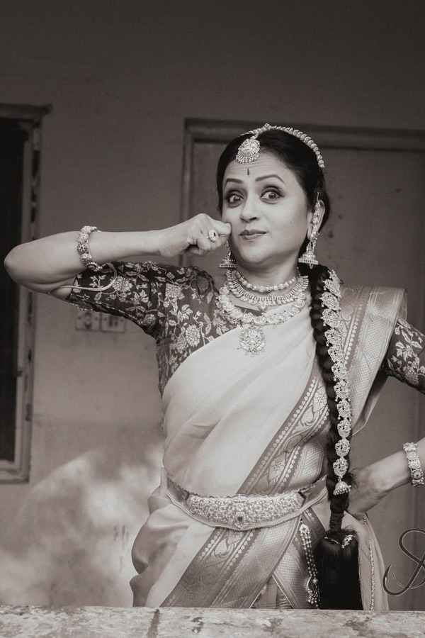 Anchor_20Suma_20In_20Mayabazar_20Savitri_20look_20Photos_20_284_29.jpg 5