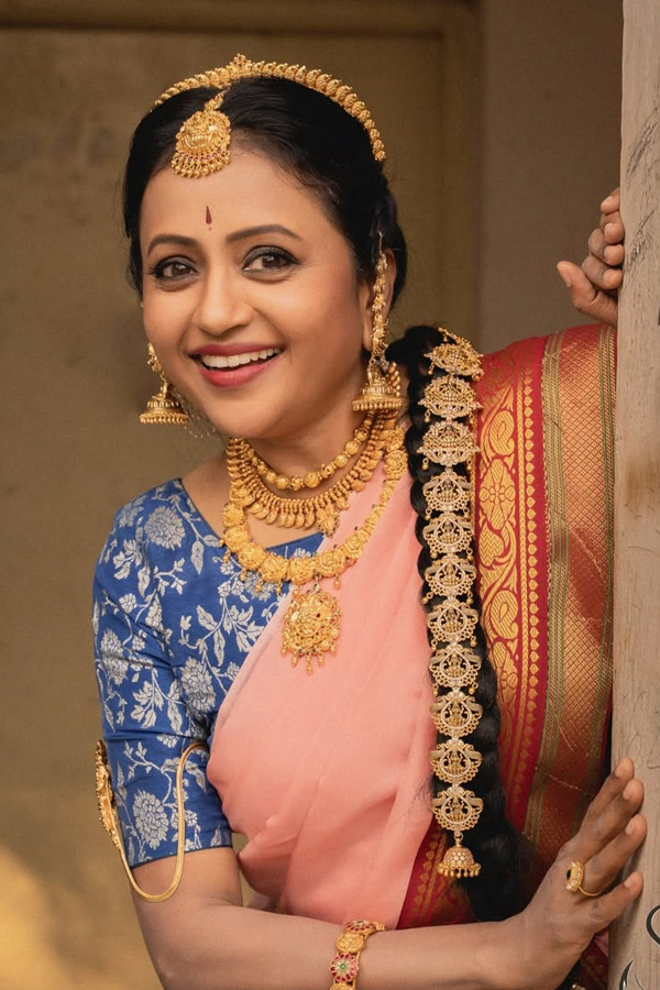 Anchor_20Suma_20In_20Mayabazar_20Savitri_20look_20Photos_20_286_29.jpg 7