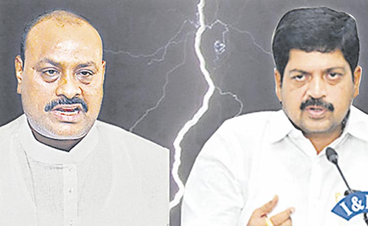 Atchannaidu-vs-Kollu-Ravind.jpg