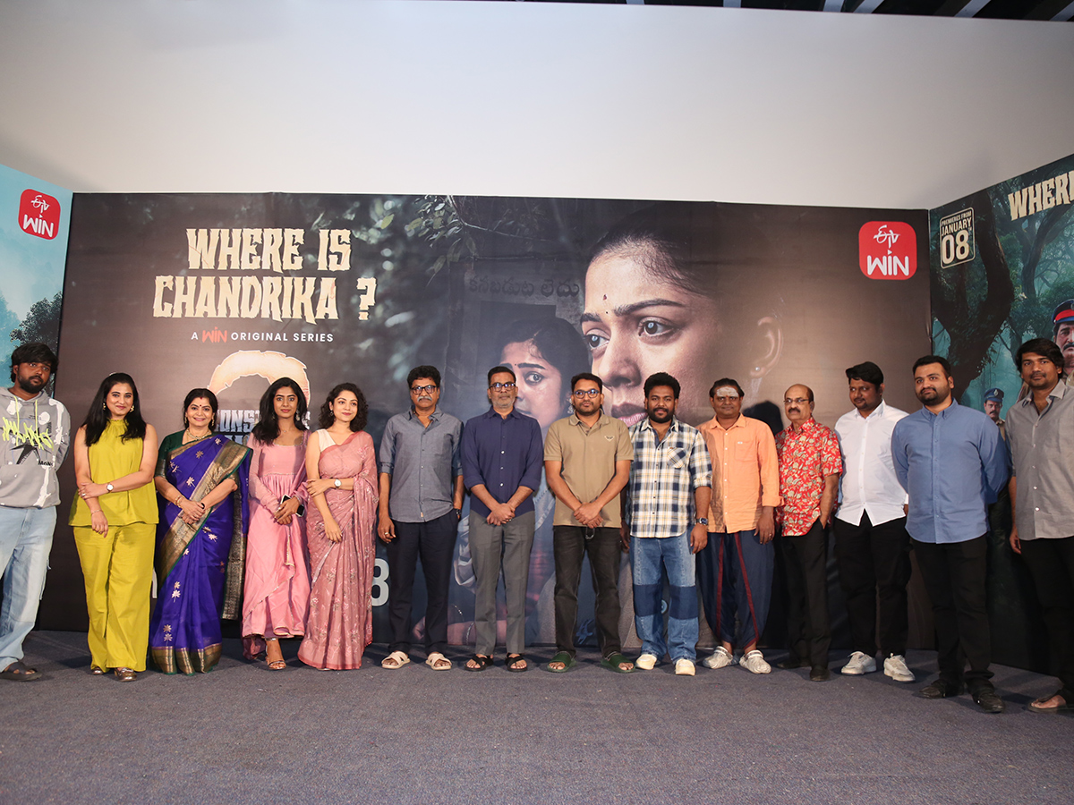 Constable_20Kanakam_20Season_202_20Pre_20Release_20Event_20Photos__20_289_29.jpg 9