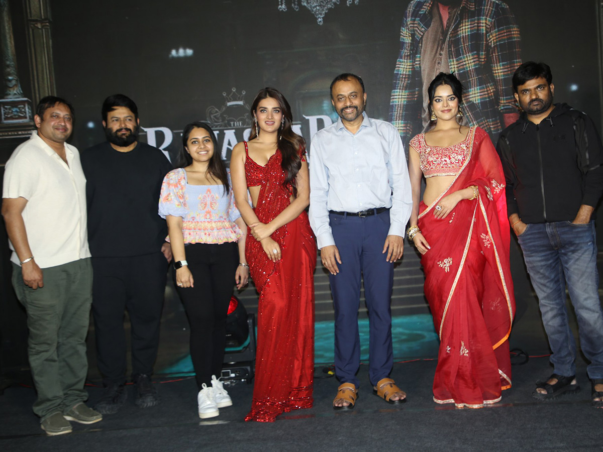 Prabhas_20The_20Raja_20Saab_20Release_20Movie_20Press_20Meet_20Photos__20_282_29.jpg 2