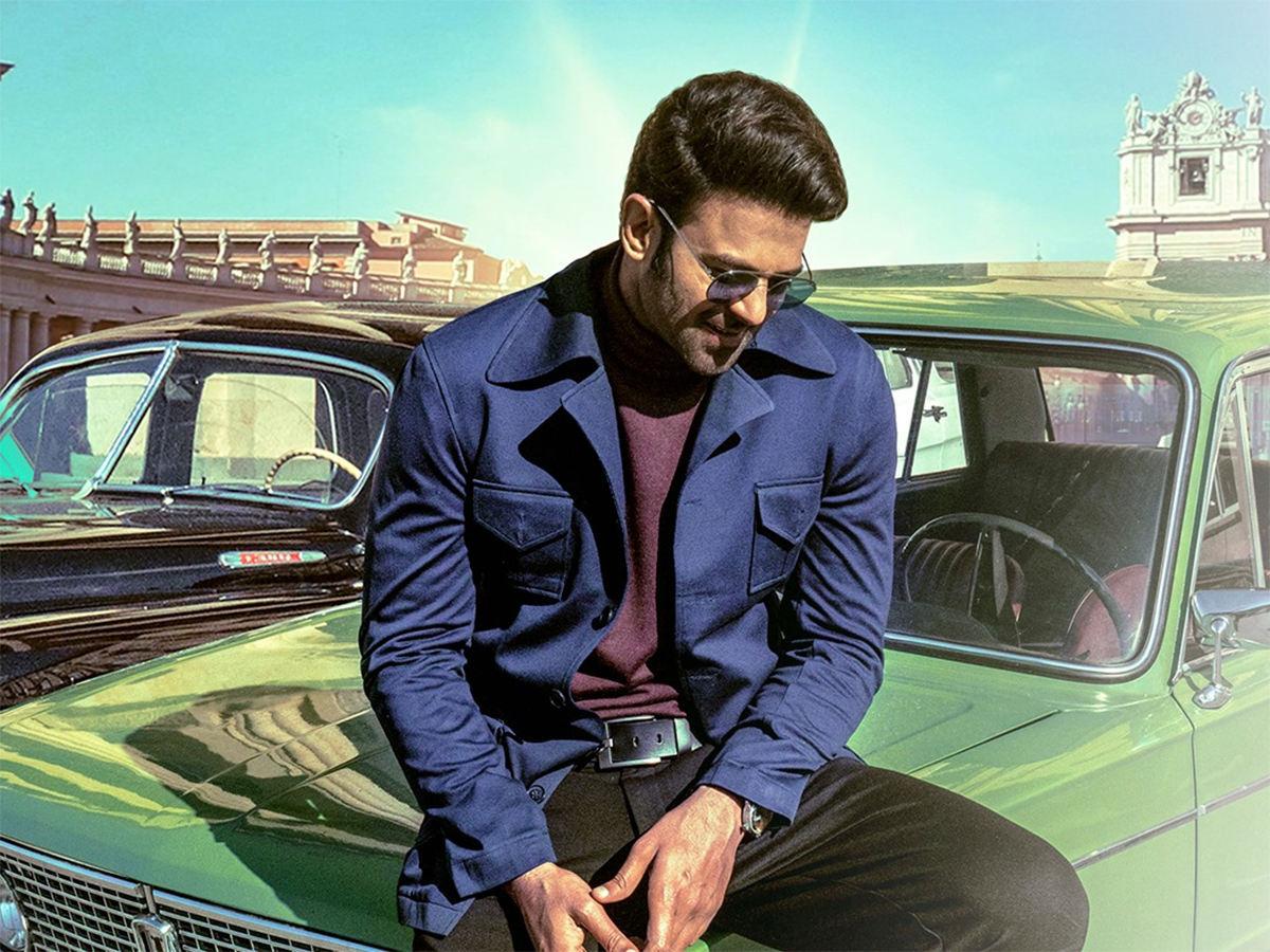 The_20Raja_20Saab_20_20Tollywood_20Actor_20Prabhas_20HD_20Trending_20Photos__20_2812_29.jpg 12