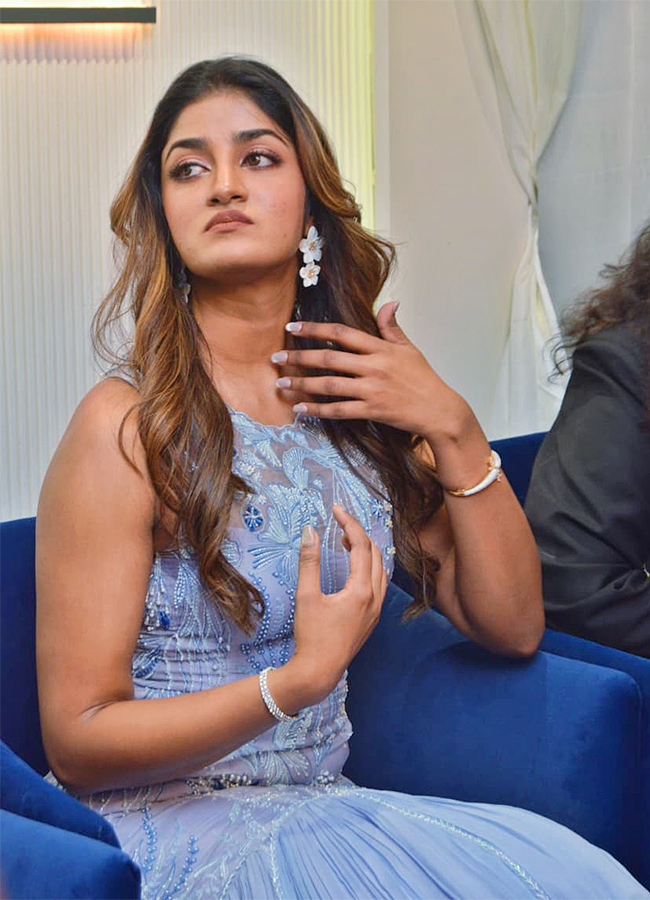 Tollywood_20Actress_20Dimple_20Hayathi_20At_20Kukatpally__20_2812_29.jpg 12
