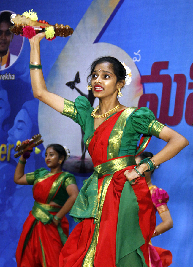 Women_20Fest_20Celebrated_20Grandly_20in_20Vijayawada__20_2821_29.jpg 21