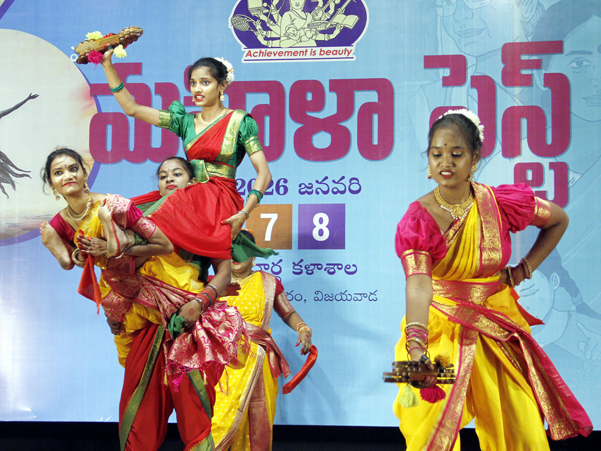 Women_20Fest_20Celebrated_20Grandly_20in_20Vijayawada__20_285_29.jpg 5