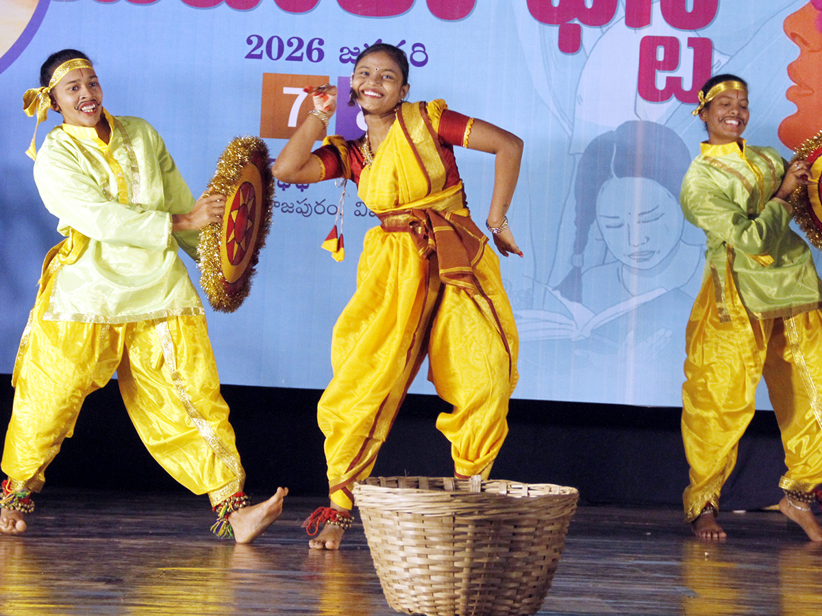 Women_20Fest_20Celebrated_20Grandly_20in_20Vijayawada__20_286_29.jpg 6