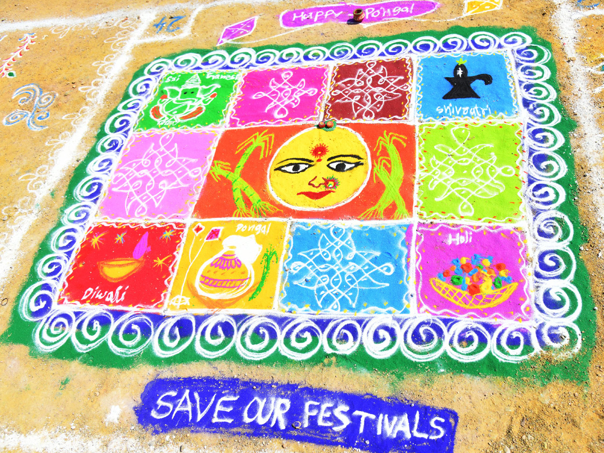Rangoli_20Competition_20At_20Sri_20SPR_20Global_20School_20At_20Gajularamaram_20Photos_20_2828_29.jpg 29