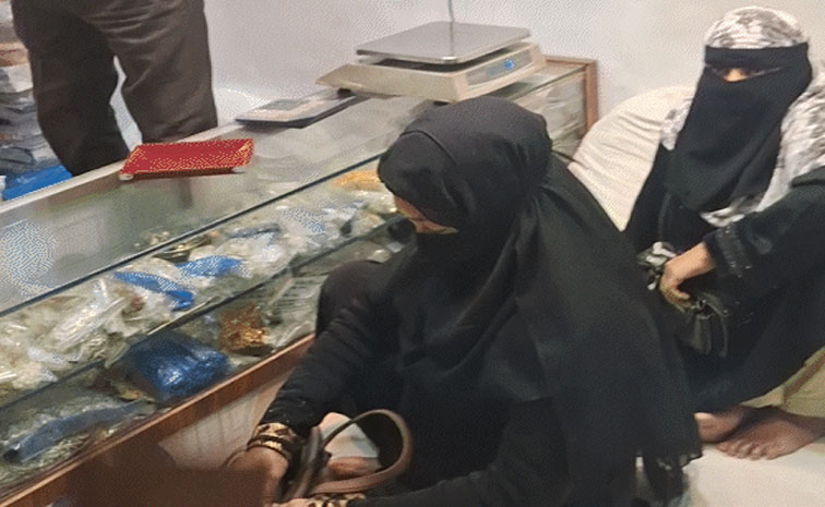 BURKA.jpg