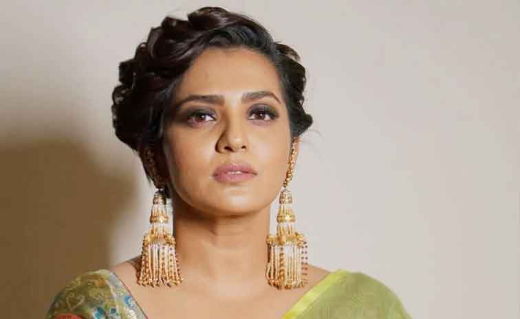 parvathy.jpg