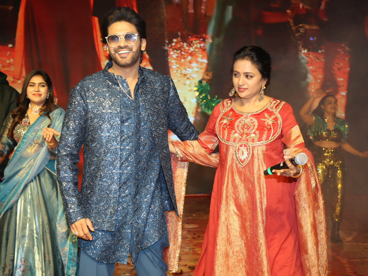 Anaganaga_20Oka_20Raju_20Pre_20Release_20Event_20Photos_20_2823_29.jpg 10