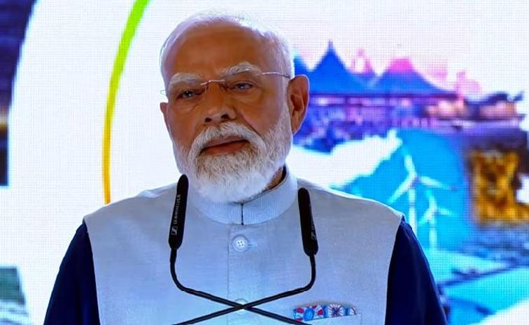 Pm-Modi-Inaugurates-28th-Co_0.jpg