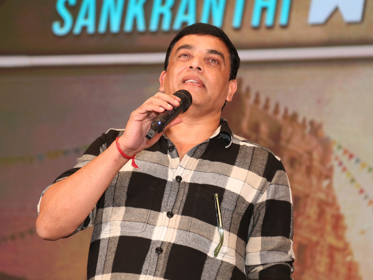 Nari_20Nari_20Naduma_20Murari_20Movie_20Success_20Celebrations_20Photos_20_2814_29.jpg 14