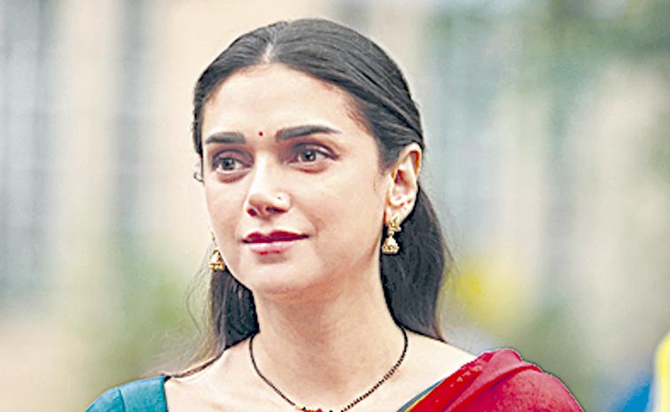 Aditi-Rao-Hydari.jpg