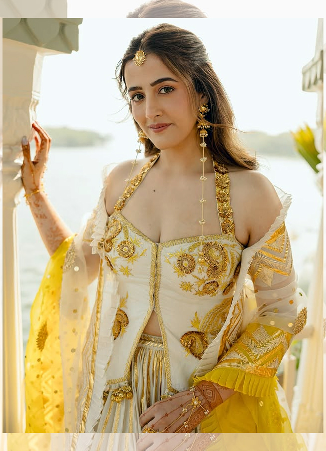 NUpursanon_20haldi1.jpg 2