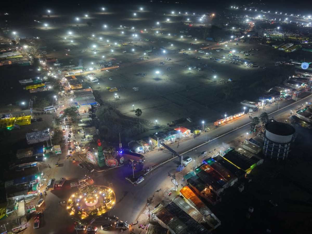 The_20Lights_20Of_20Medaram_20Jatara_20Drone_20Visuals_20Photos_20_2824_29.jpg 25