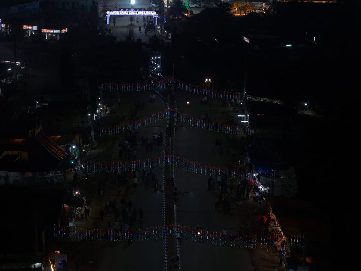 The_20Lights_20Of_20Medaram_20Jatara_20Drone_20Visuals_20Photos_20_2834_29.jpg 35