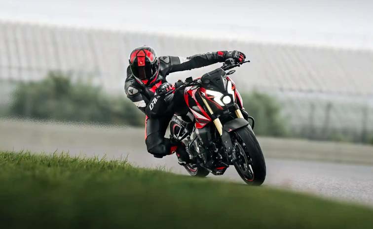 bajaj-pulsar-price-hike.jpg