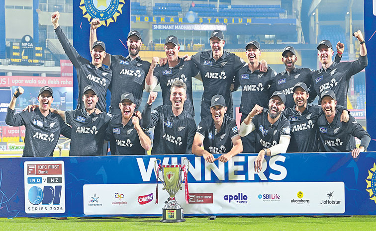 NZ-WINNERS-TROPHY.jpg