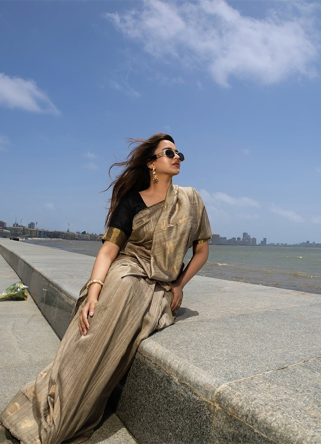 Tollywood_20Actress_20Pujita_20Ponnada_20HD_20Viral_20Photos__20_284_29.jpg 4