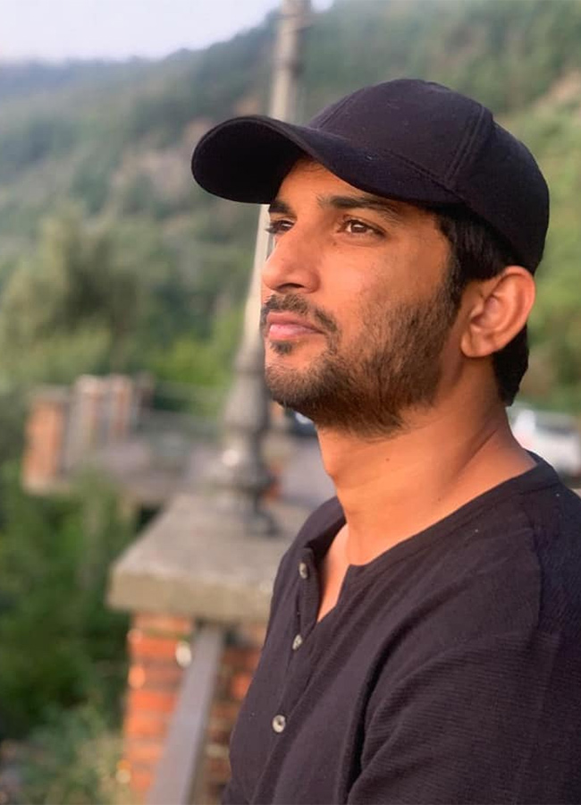 Sushant_20Singh_20Rajput_20Birth_20Anniversary_20Viral_20Photos__20_284_29.jpg 4