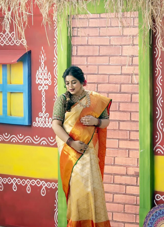 poorna4.jpg 5