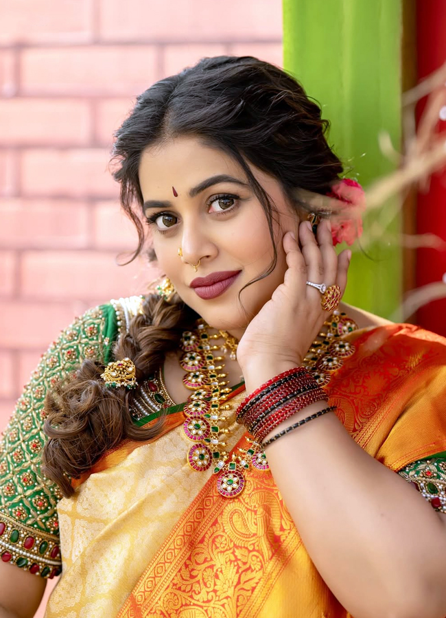 poorna9.jpg 10
