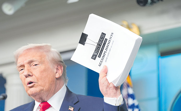 210120260338-TRUMP.jpg