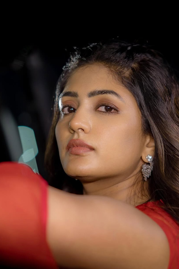 Actress_20Eesha_20Rebba_20Gorgeous_20Stunning_20Photos_20_287_29.jpg 8