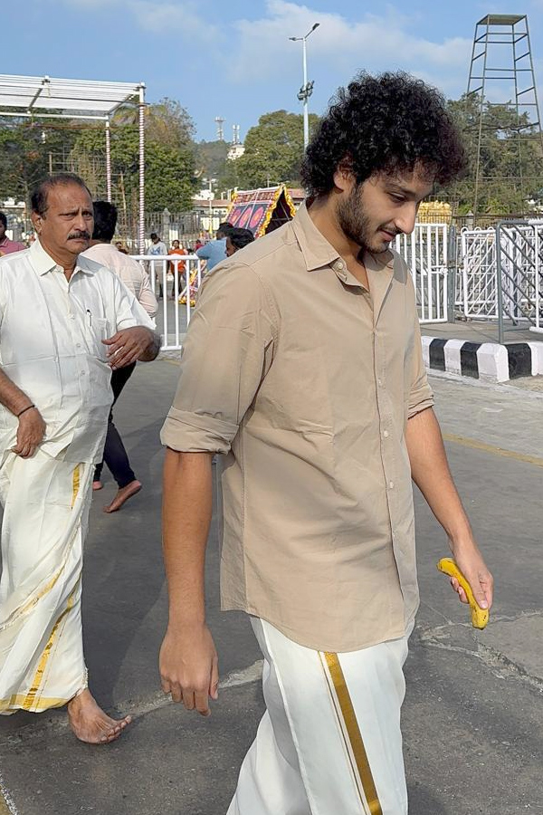 SuperStar_20Krishna_20Grand_20Son_20Jaya_20Krishna_20Visited_20Tirumala_20Temple_20Photos_20_281_29.jpg 2