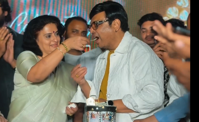 Actor_20Naresh_20Birthday_20celebrations_20Photos_20_2835_29.jpg 36