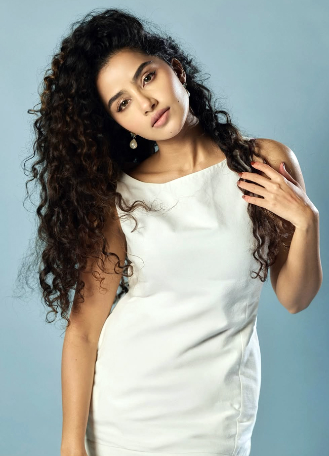 Anupama_20parameswaran4.jpg 5