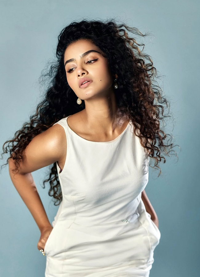 Anupama_20parameswaran6.jpg 7